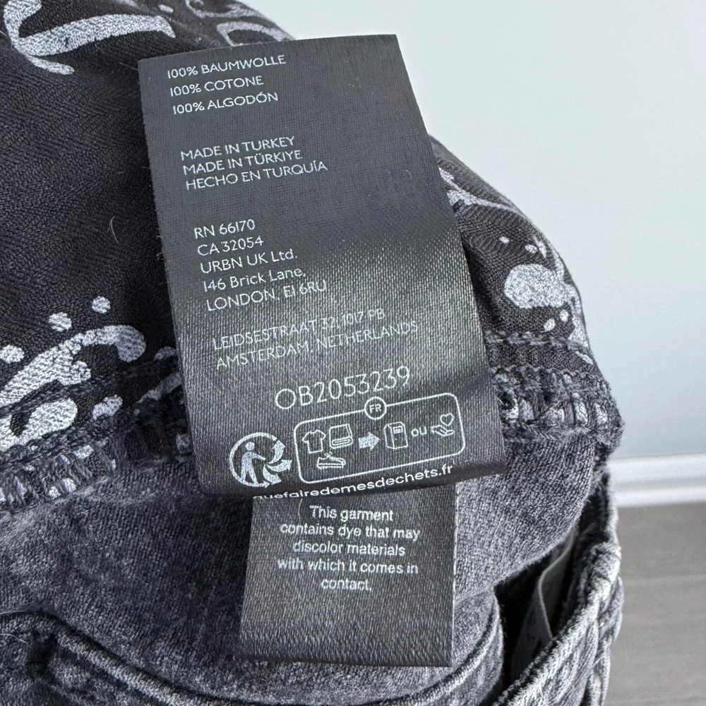 FREE PEOPLE ASTER STRAIGHT LEG JEANS in Asteroid Black Gray Size 28 High Rise - Picture 13 of 16
